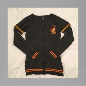 ☆ // gryffindor cardigan